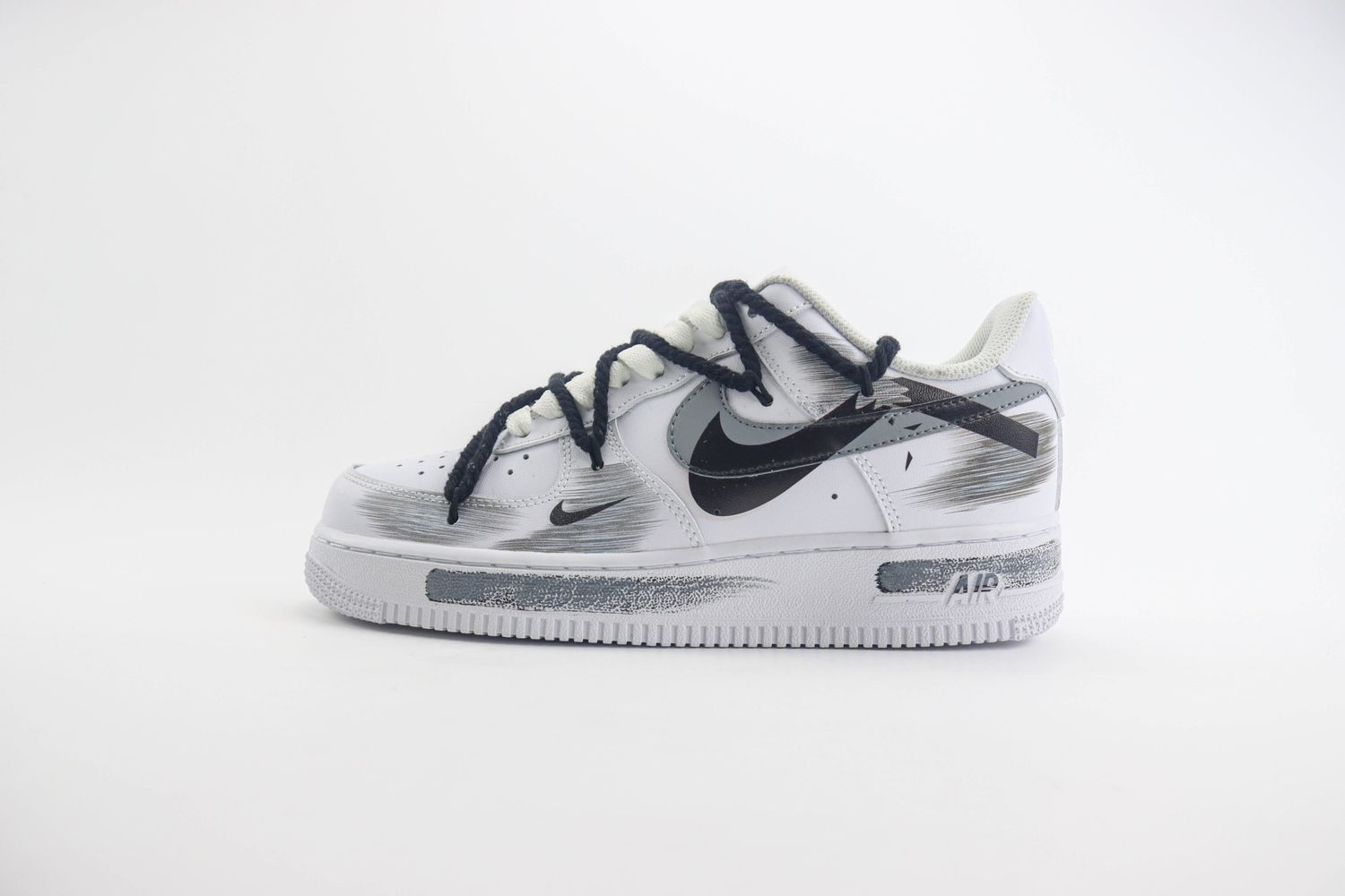 Nike Air Force 1 Low 323