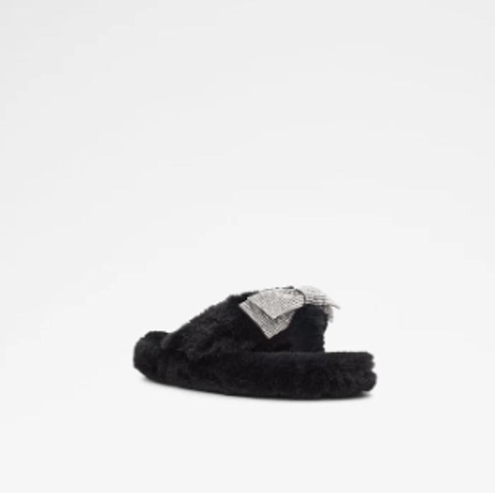 BOWPOUF-1-BLACK-ladies slip-on