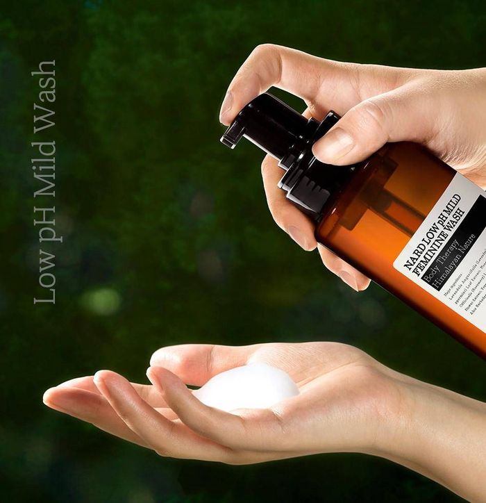 Nard Low PH Mild Feminine Wash - Эмэгтэйчүүдийн Угаагч 300ml
