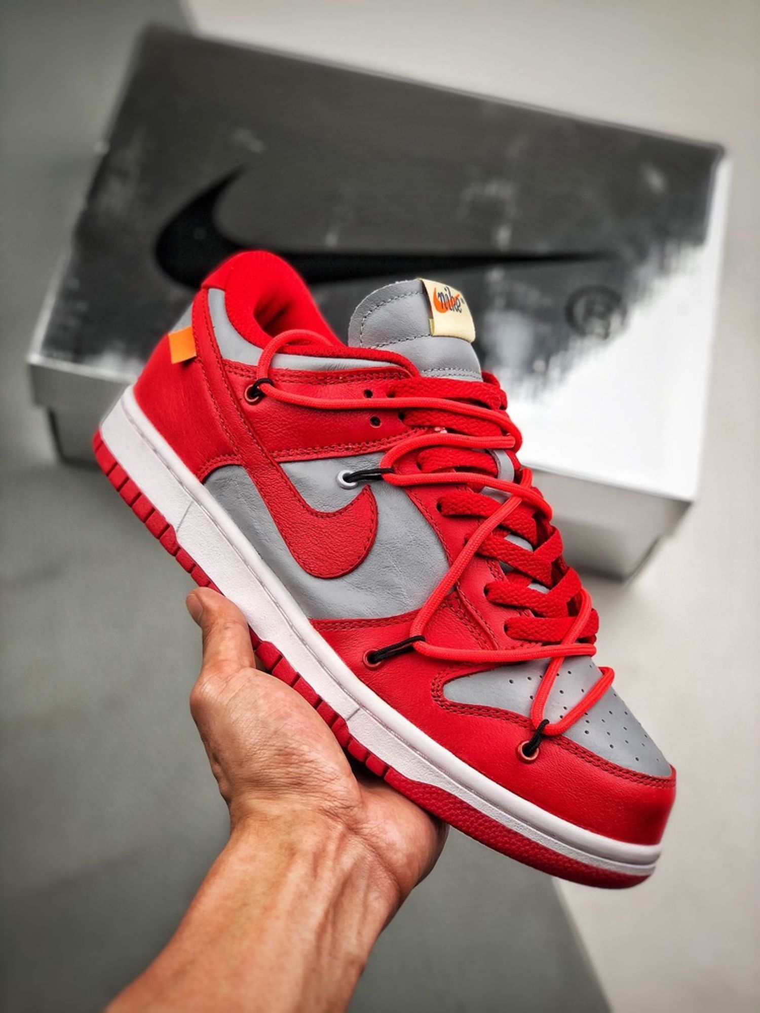 Off-White x SB Dunk Low “University Red”
