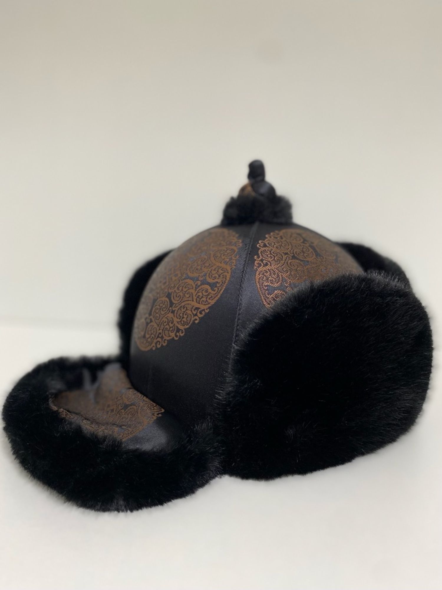 Өвлийн үстэй малгай