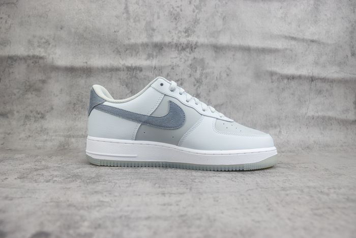 Nike Air Force 1 Low 374