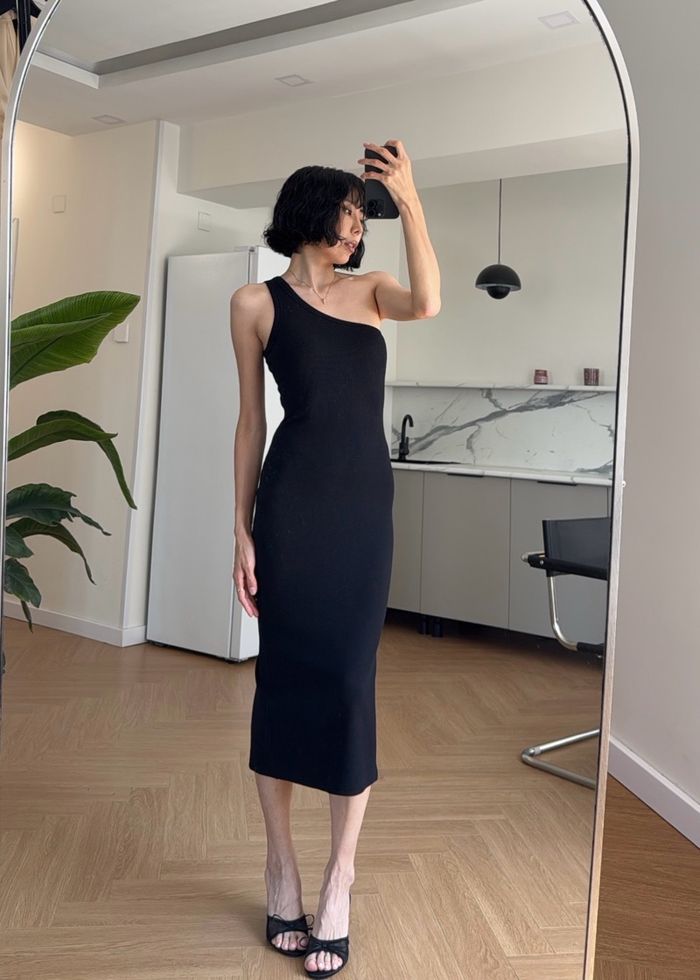 One-shoulder Dress