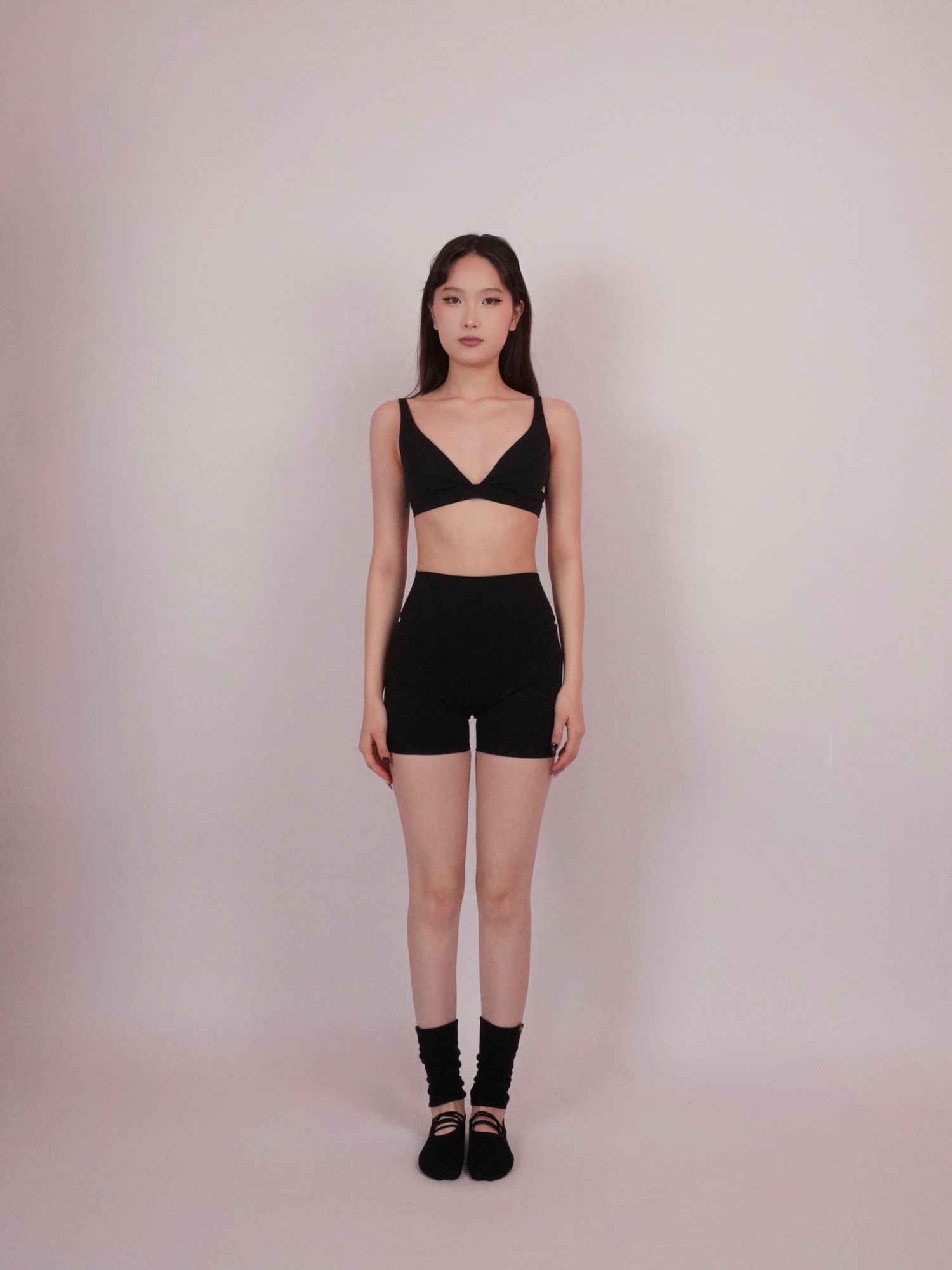 Komi Shorts black