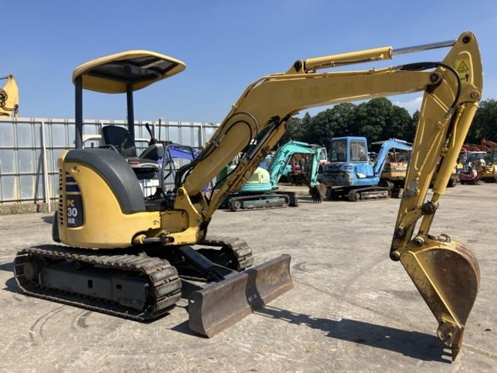 Komatsu PC30 excavator