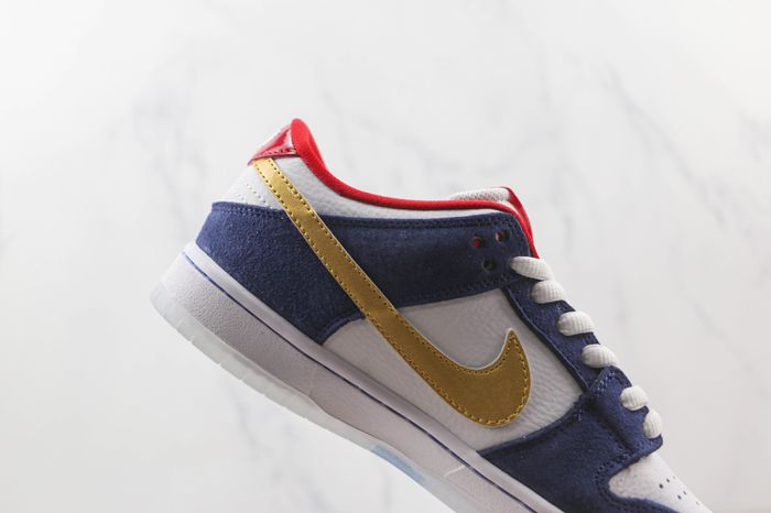 NK SB Dunk Low lshod Wair’BMW’ 