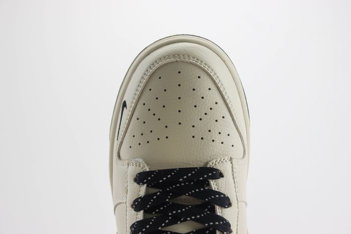 Nike SB Dunk Low x Bape 22