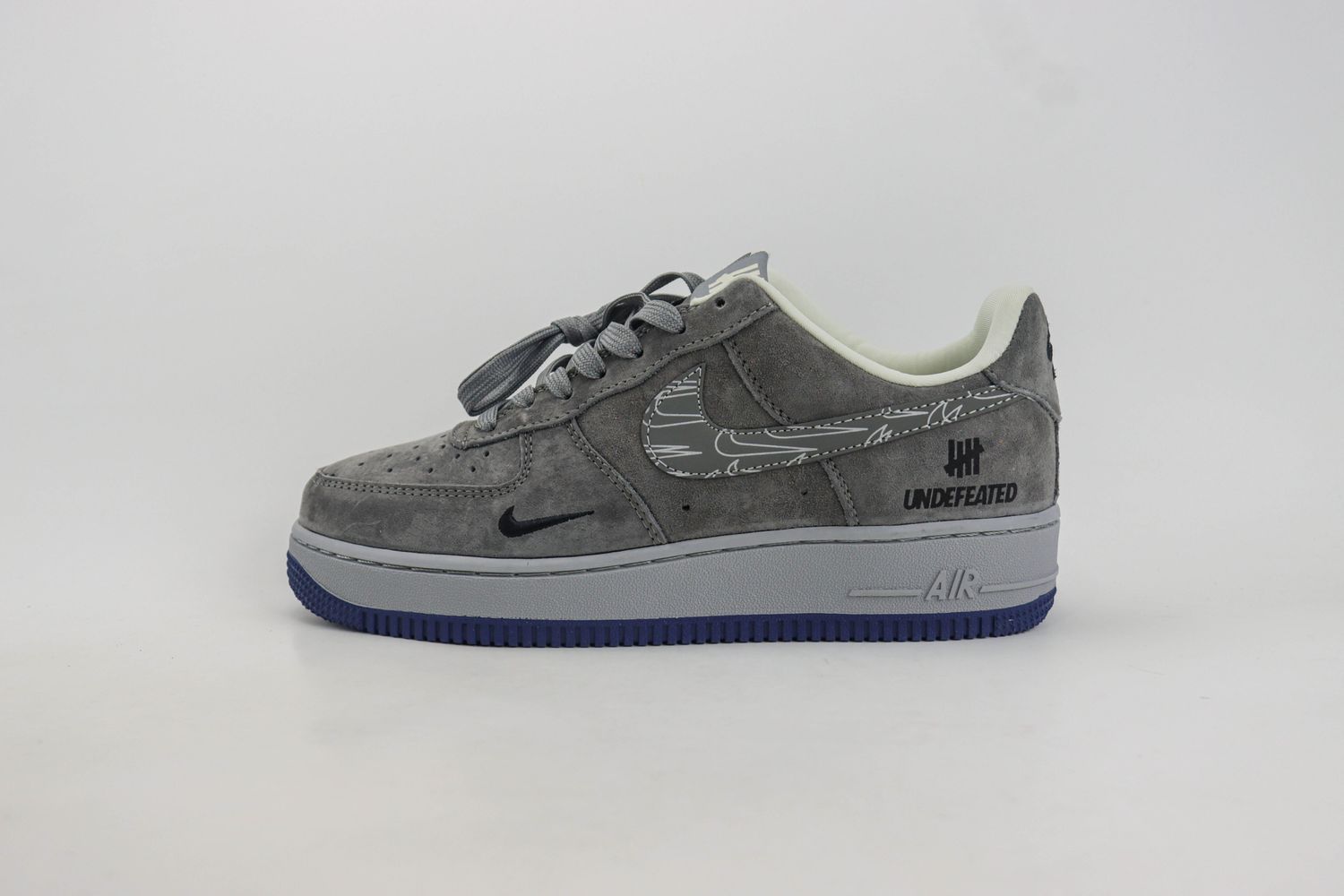Nike Air Force 1 Low x Undefeated 13