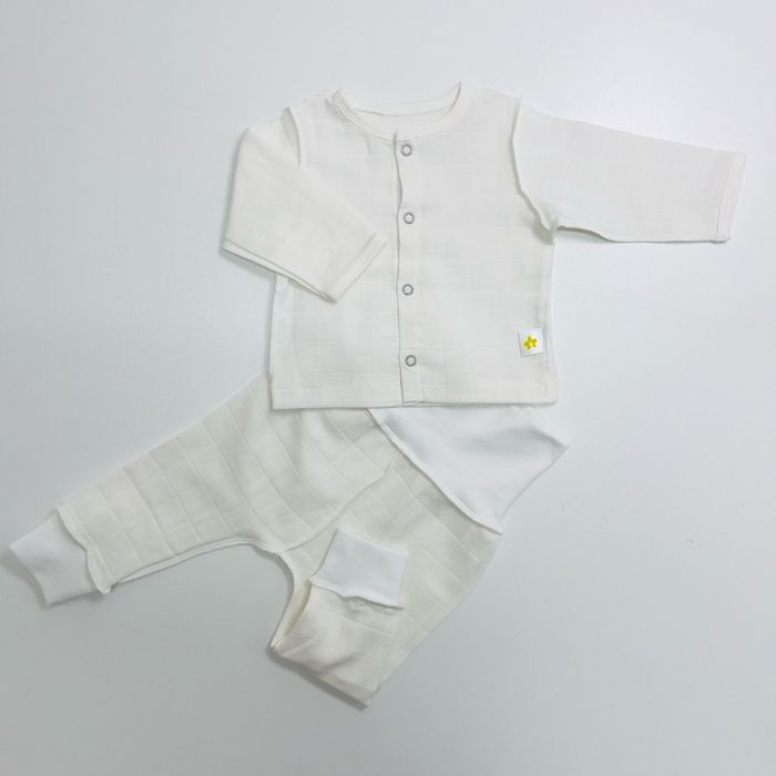 Муслин хослол Цагаан