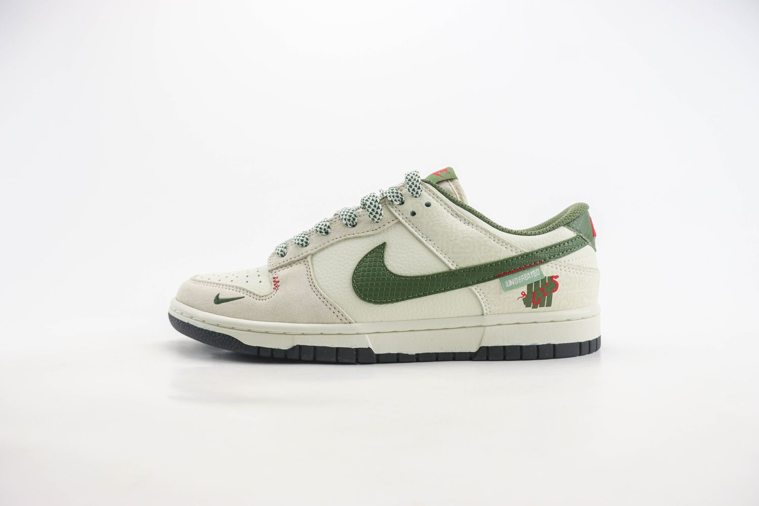 Nike SB Dunk Low x UNDEFDATED