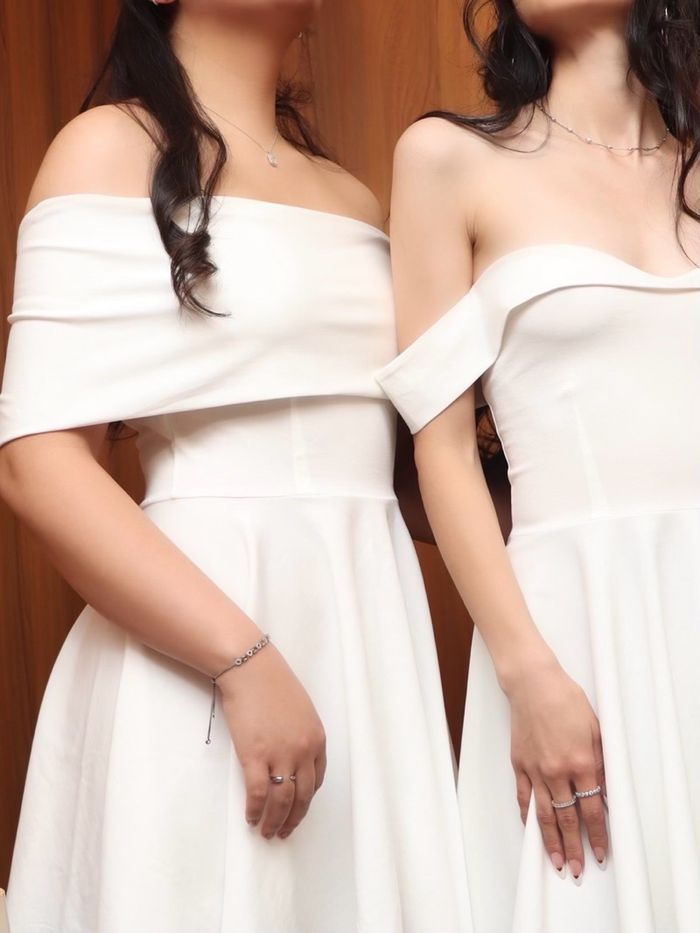 Classy Off shoulder mini dress