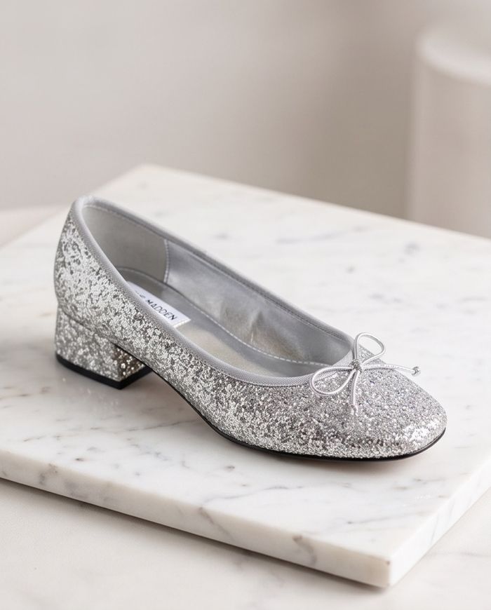 Steve Madden Silver Gl