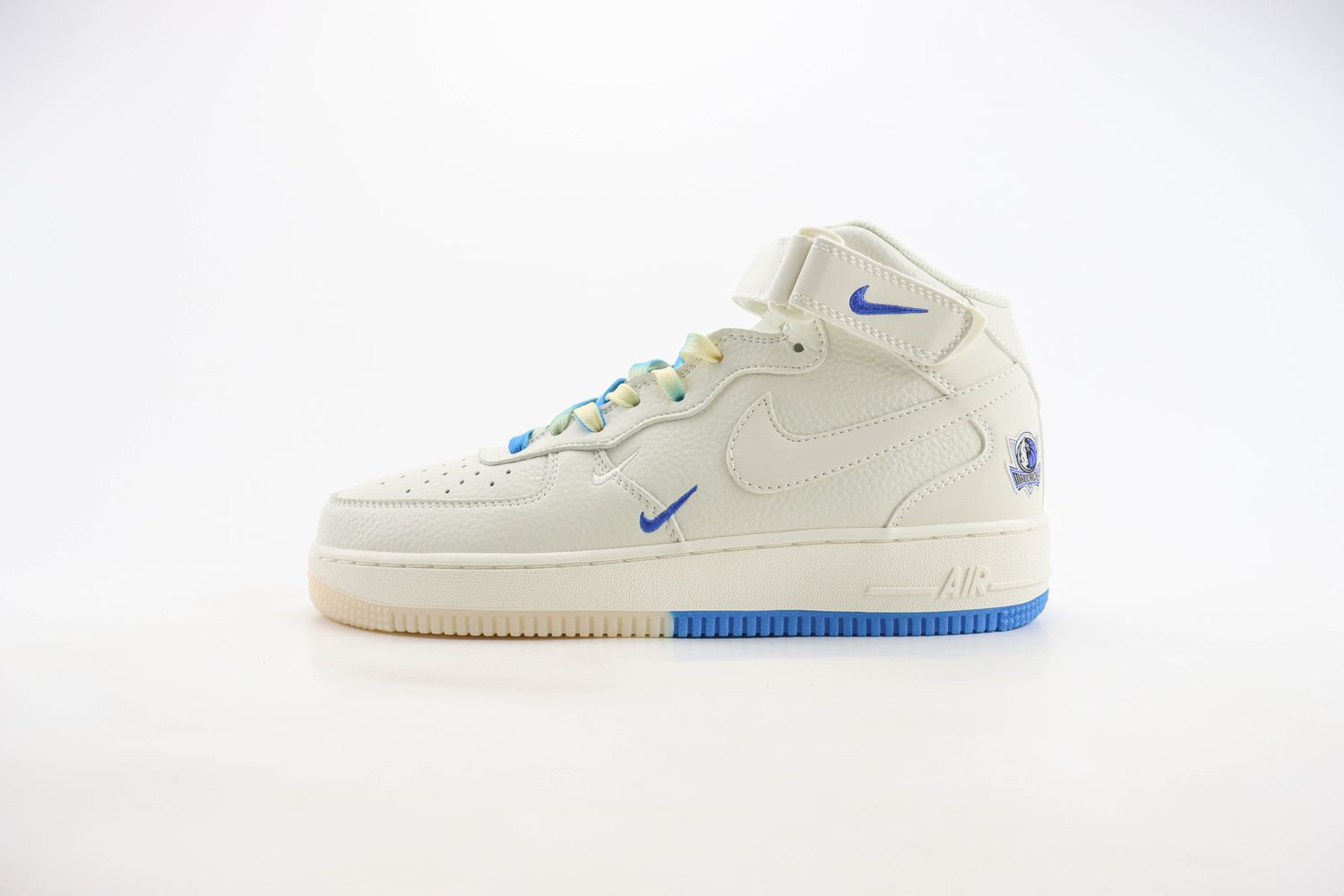  Nike Air Force 1 Mid x NBA 01