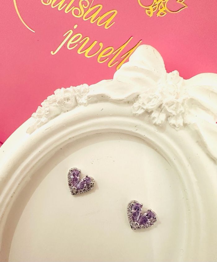 Зүрхэн ээмэг