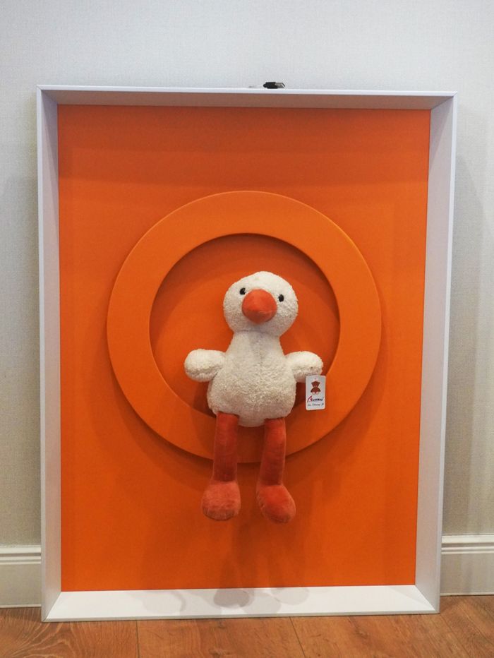 Гэрэлтэй ханын чимэглэл