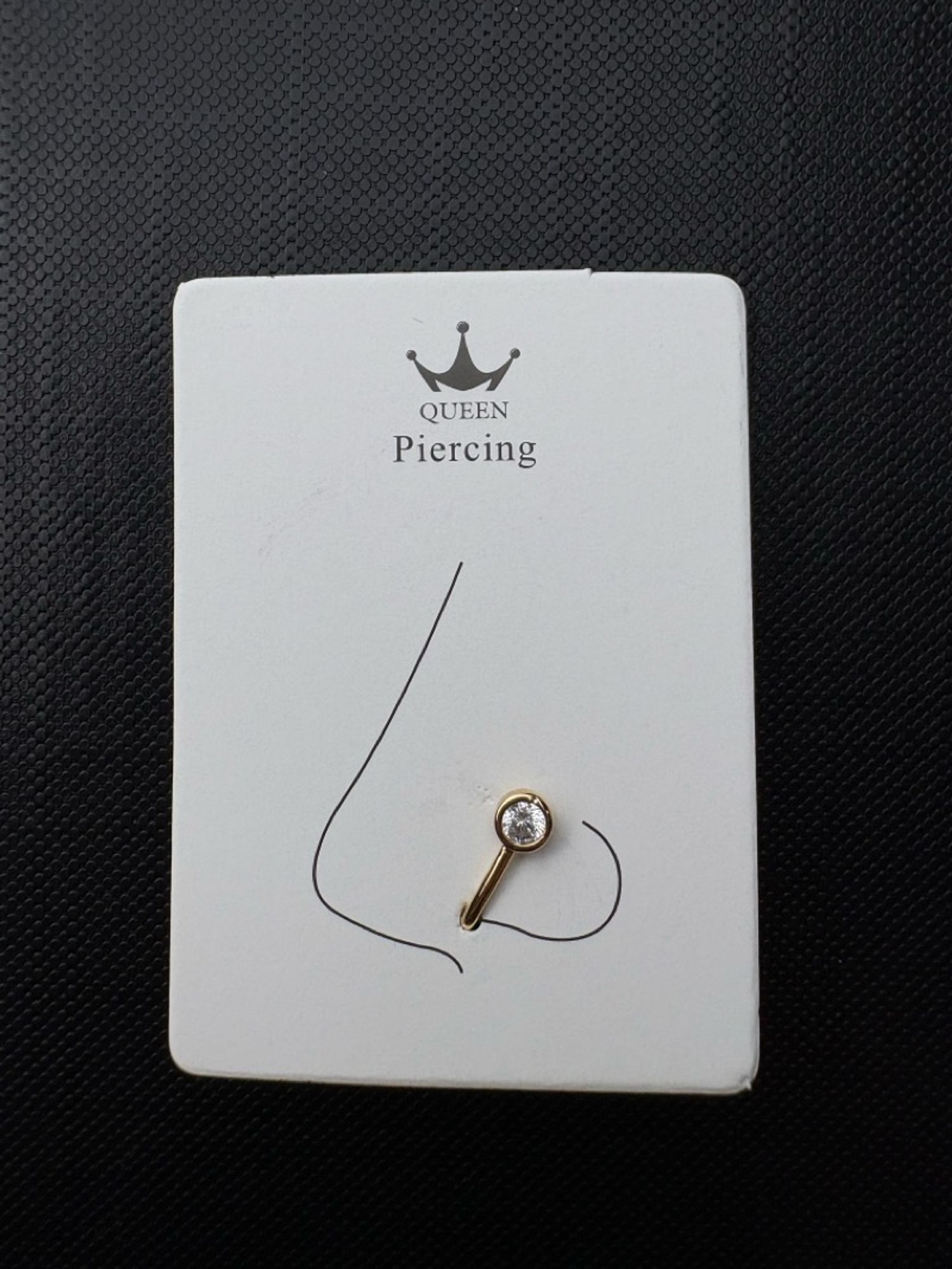 Хамрын хавчдаг ээмэг