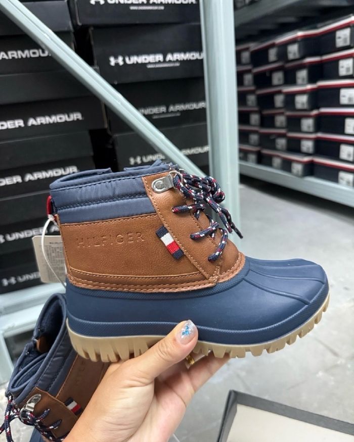 Tommy Hilfiger гутал хавар намар
