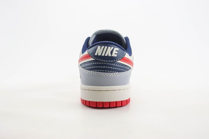 Nike SB Dunk Low x supreme 12