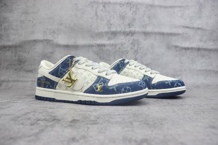 Nike SB Dunk Low x Louis Vuitton 88