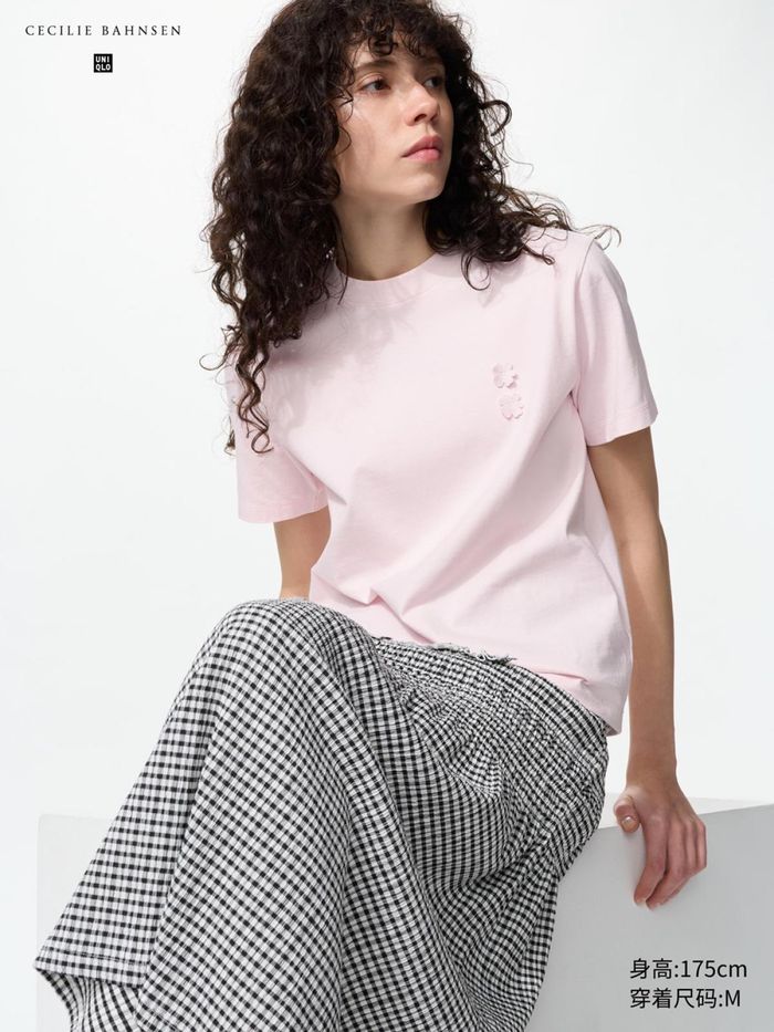 UNIQLO x CECILIE BAHNSEN футболка