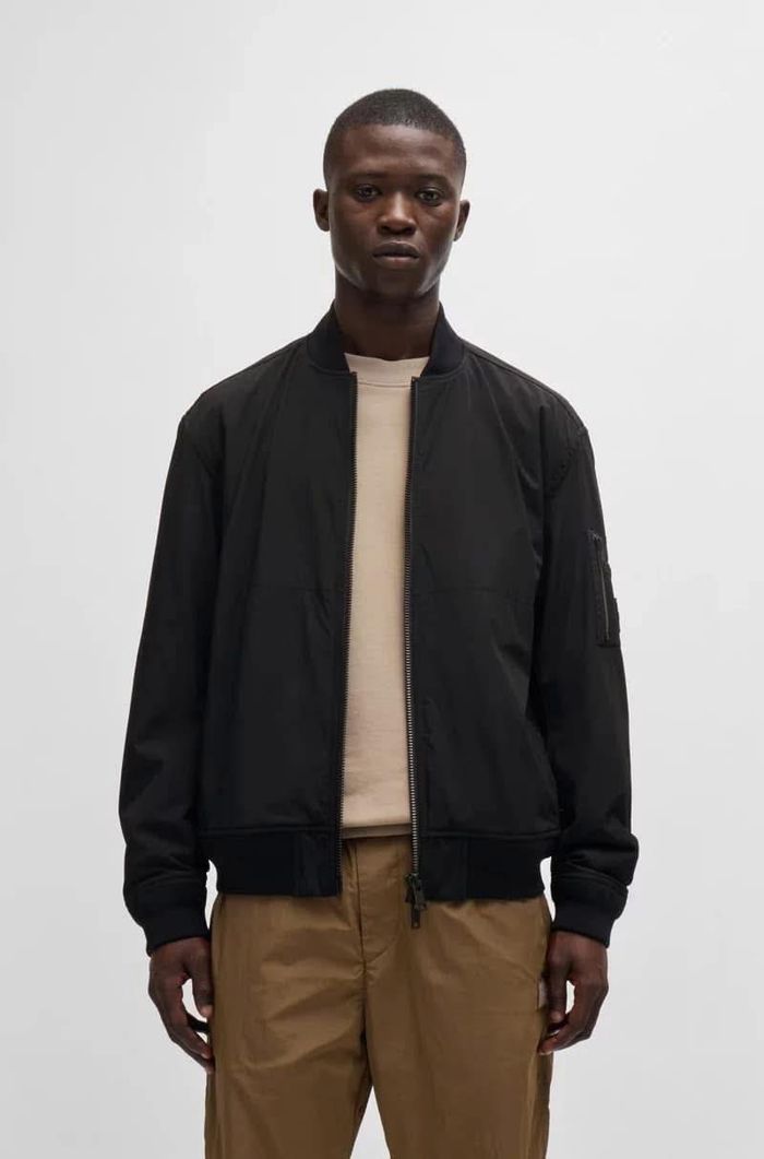 𝐇𝐮𝐠𝐨 𝐁𝐨𝐬𝐬 - брэндийн бомбер жакет 