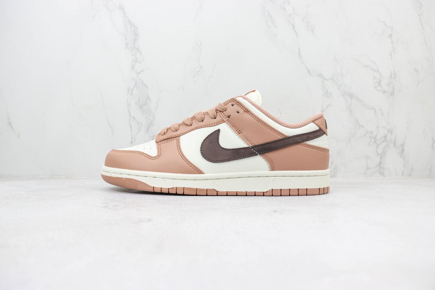 Nike Womens Dunk Low Trainer sail / plum / diffused taupe