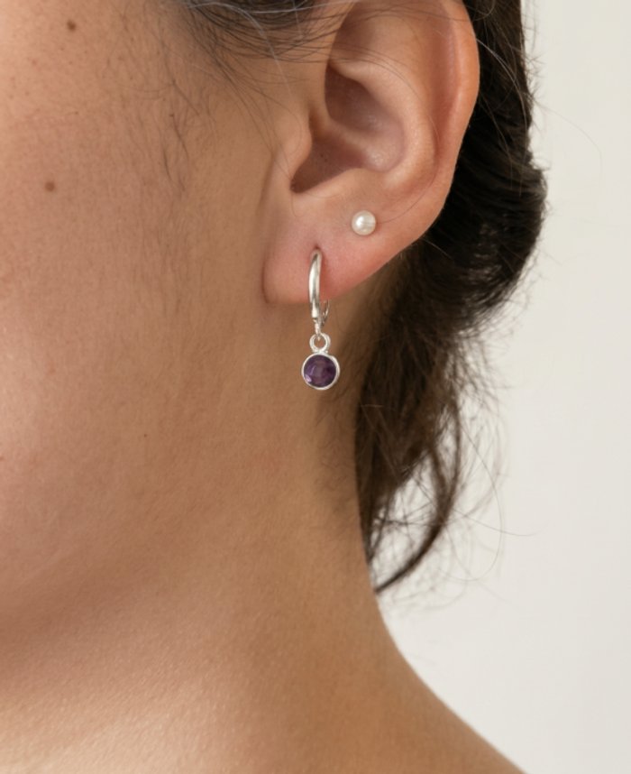 Amethyst earrings/ Нил ягаан болор ээмэг