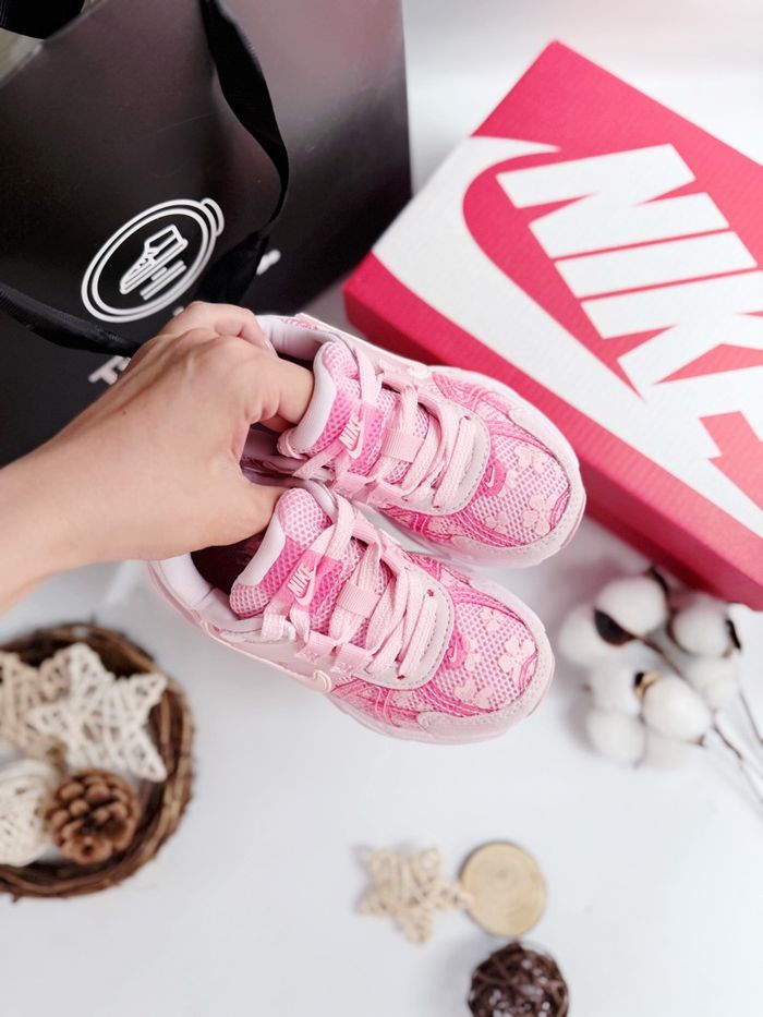 Nike V2K Flower 