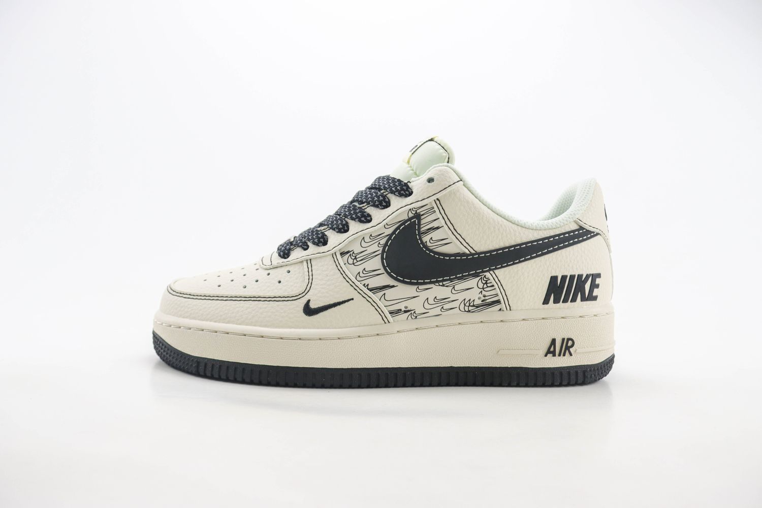 Nike Air Force 1 Low x Nike 04