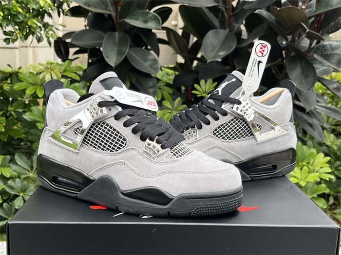 Air Jordan 4 Retro Hot Lava