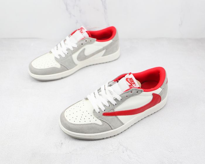 Air Jordan 1 Low Travis Scott 06