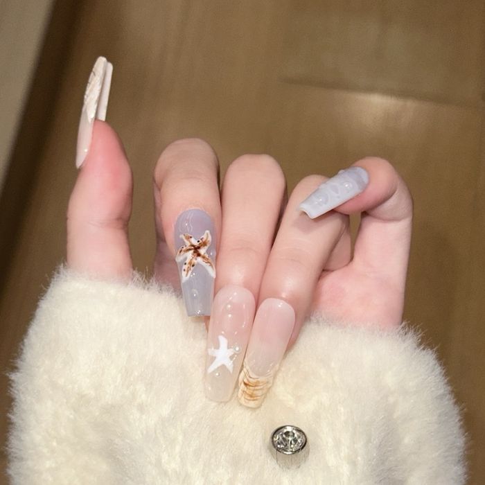 Наадаг хумс