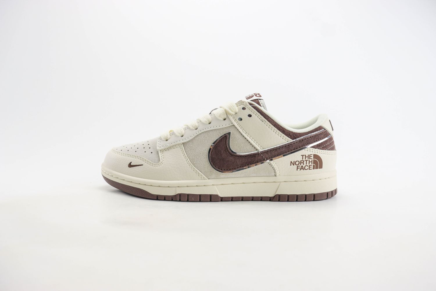 Nike SB Dunk Low x the face north 47