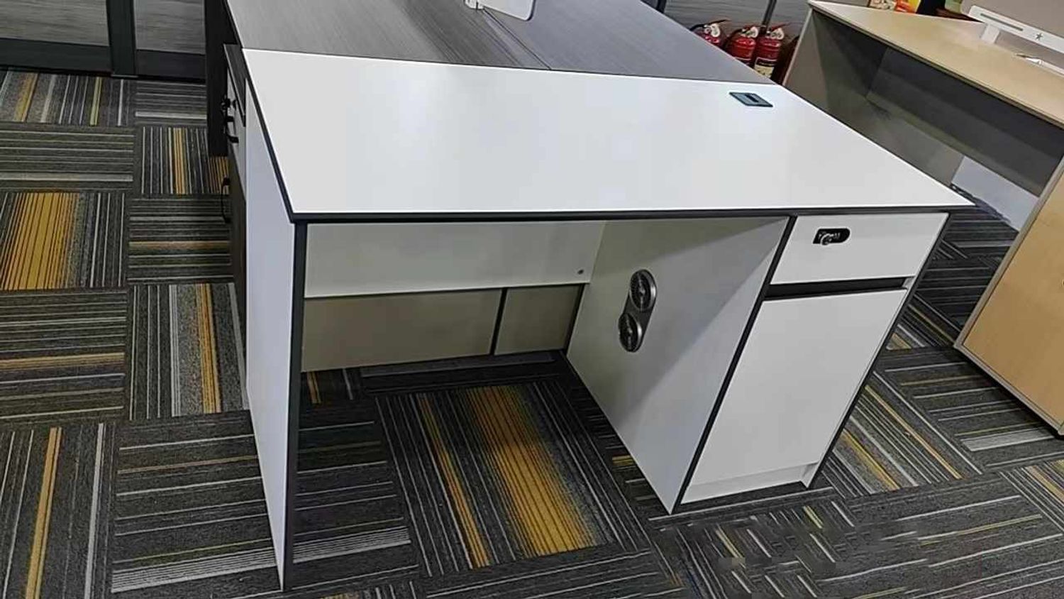 Оффис ширээ / Код: Е-88 /