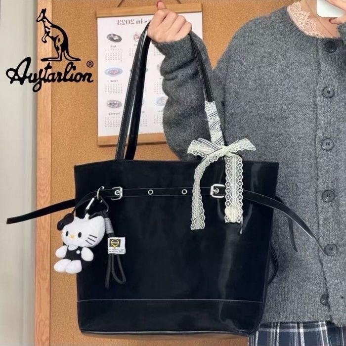 Үүргэвч болдог цүнх