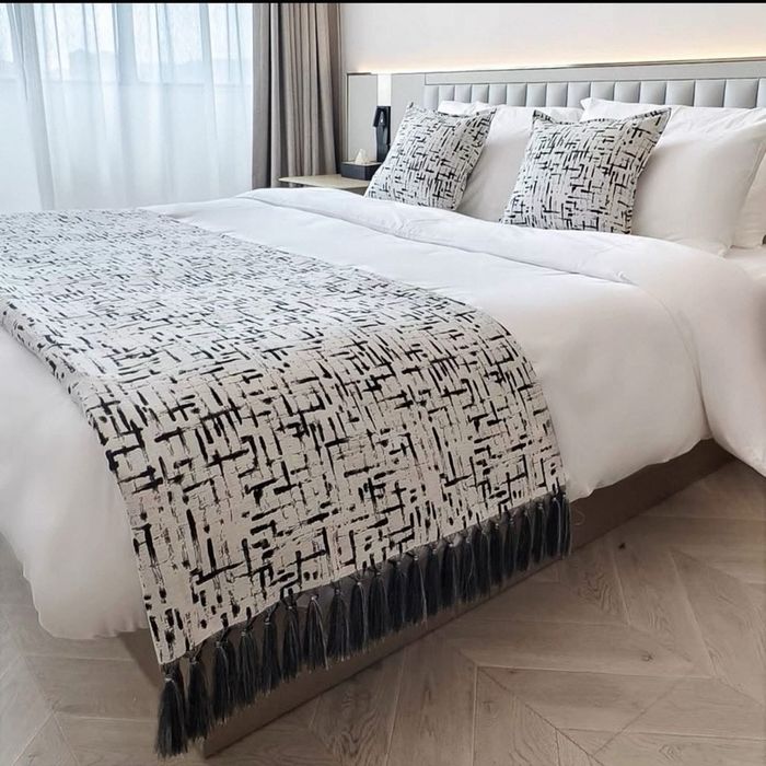 Орны бүтээлэг болон дэрний сет