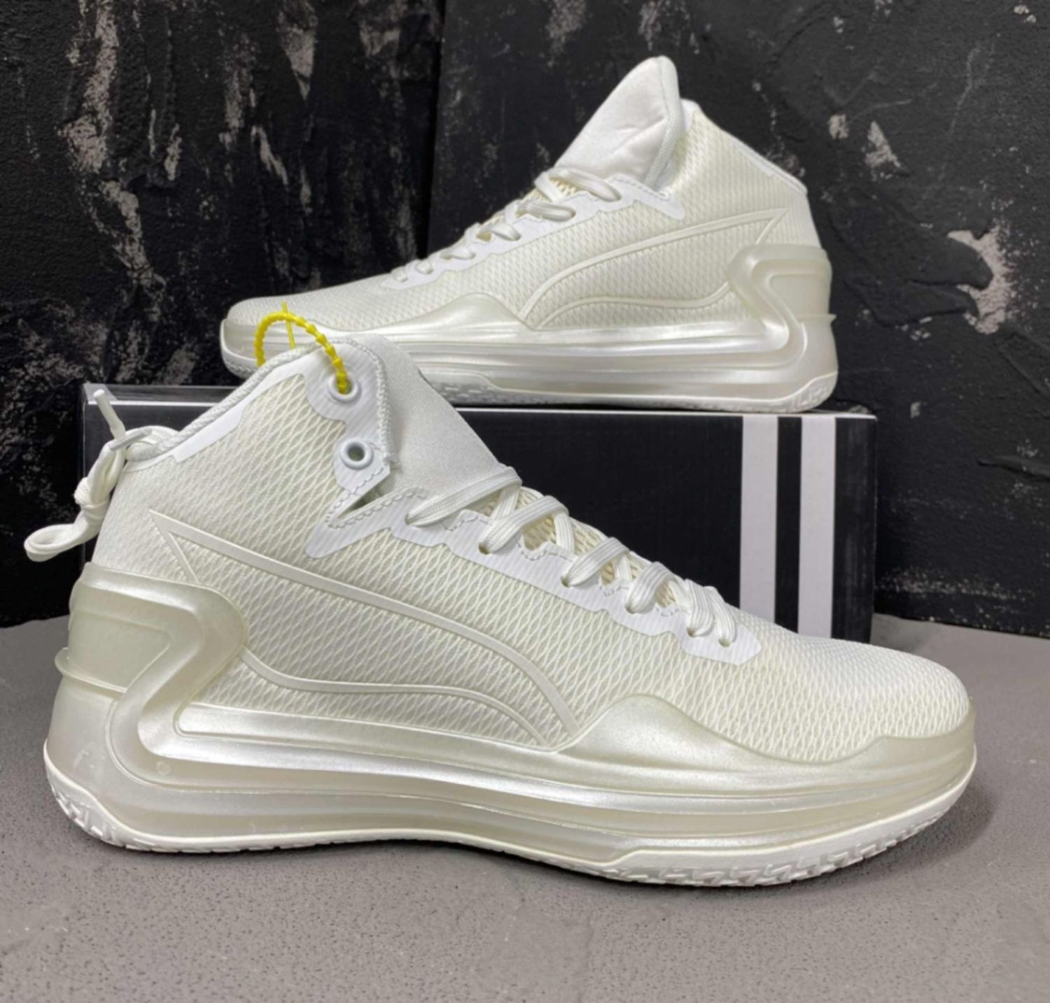 Li-Ning LiRen 4 High "Pearl White"