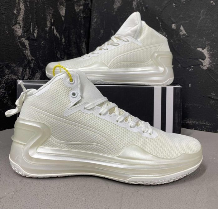 Li-Ning LiRen 4 High "Pearl White"