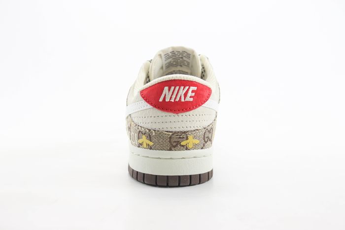 Nike SB Dunk Low x GUCCI 04