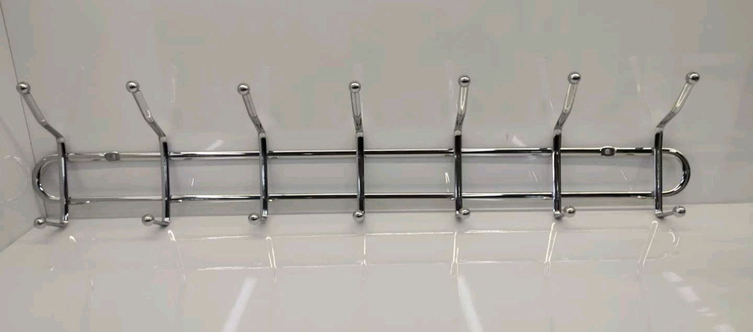 Хаддаг төмөр өлгүүр (хувцас)