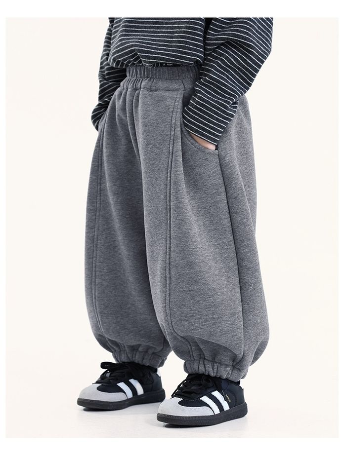 Дотортой даавуун өргөн өмд 