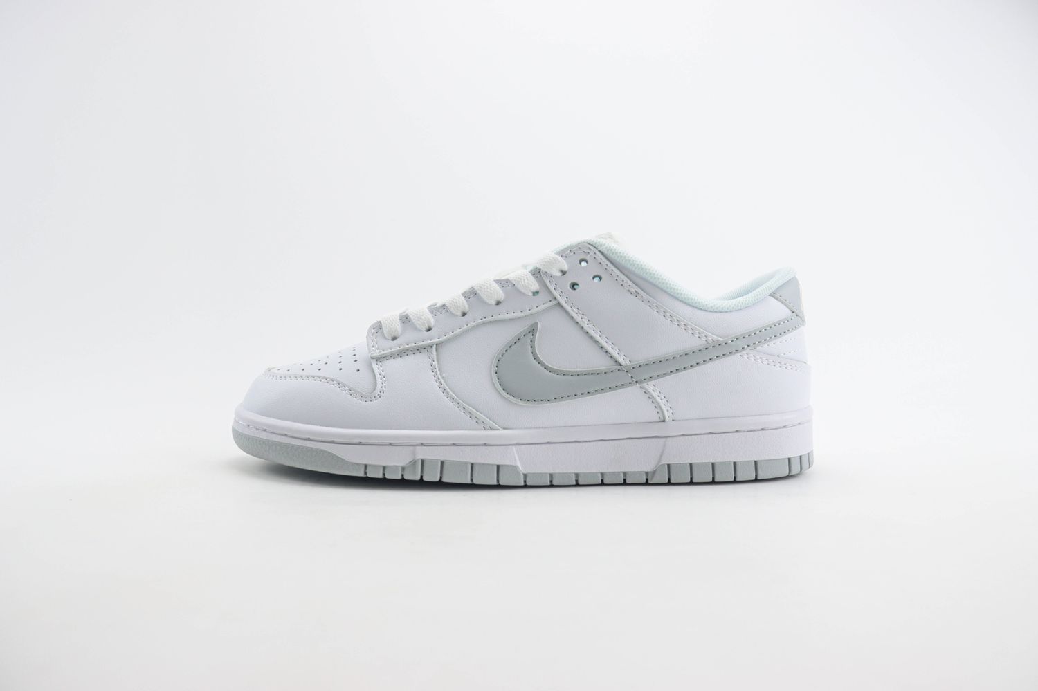 Nike Dunk Low "Pure Platinum" Grade School