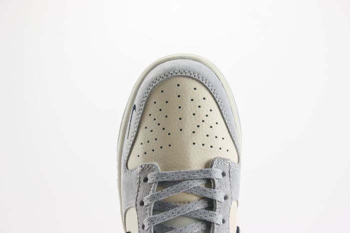 Nike SB Dunk Low x  The North Face 19