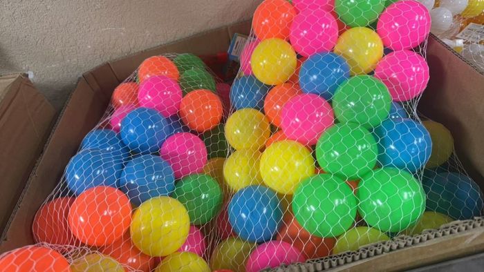 Бөмбөлөг 50ш