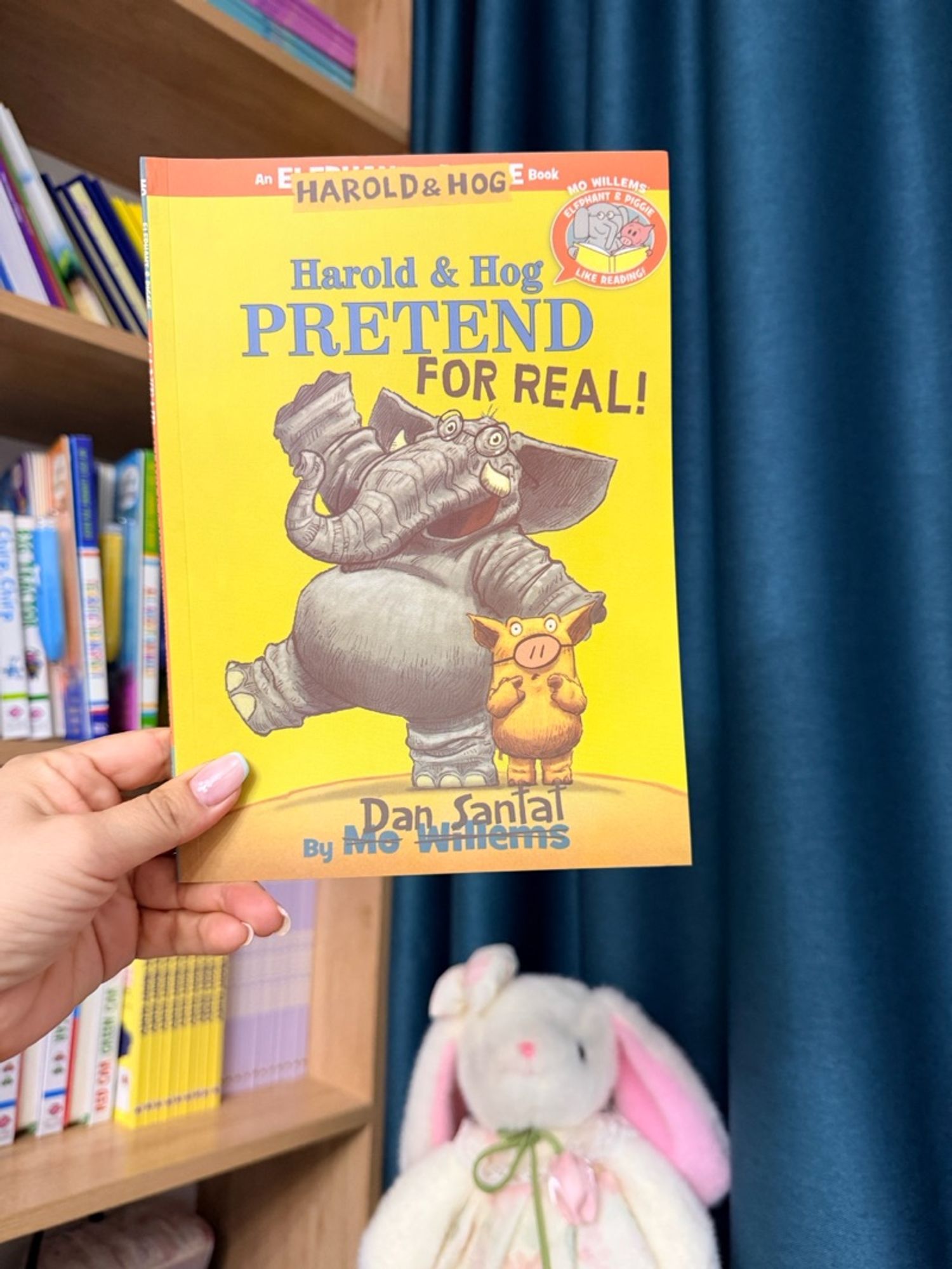 Harold&Hog pretend for real!