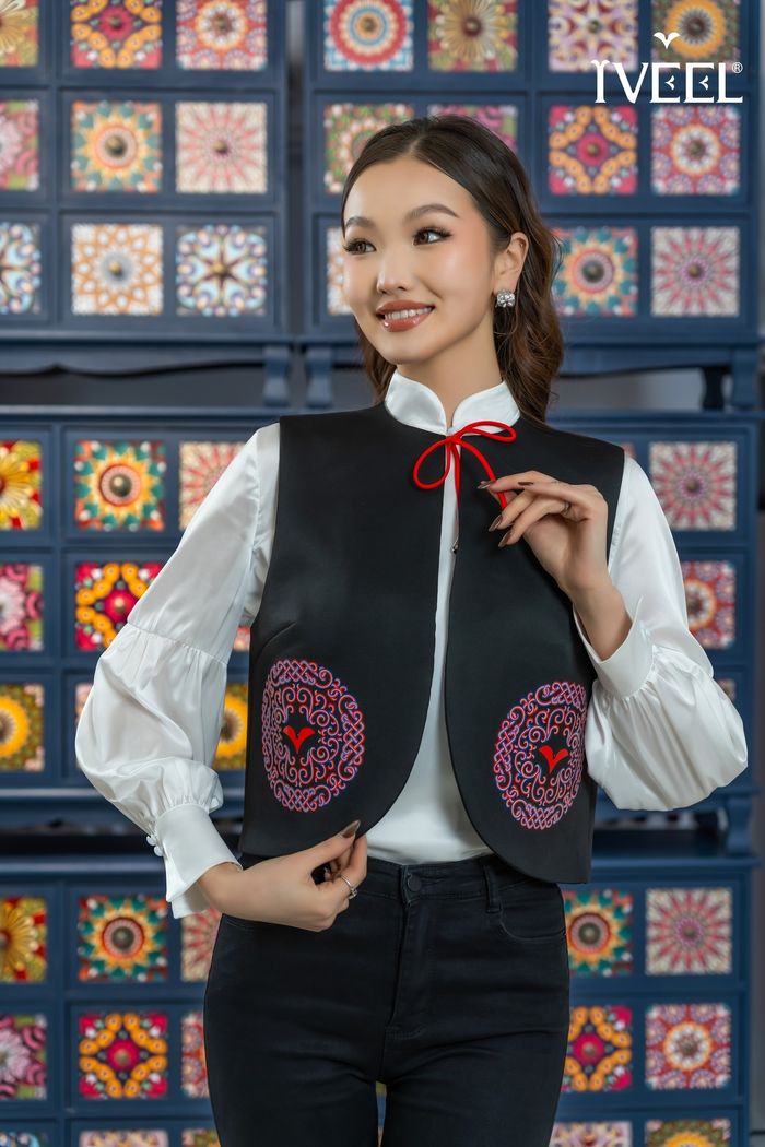 дугуй энгэртэй ээжийн хантааз