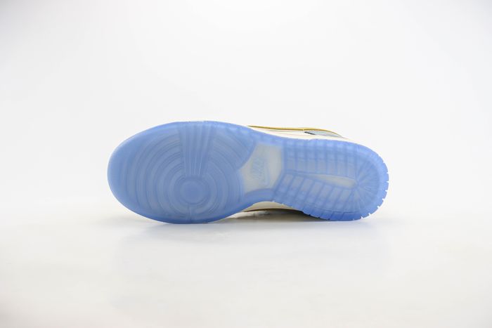  Nike SB Dunk Low 215