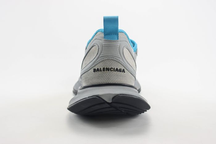  BALENCIAGA Circuit Sneakers