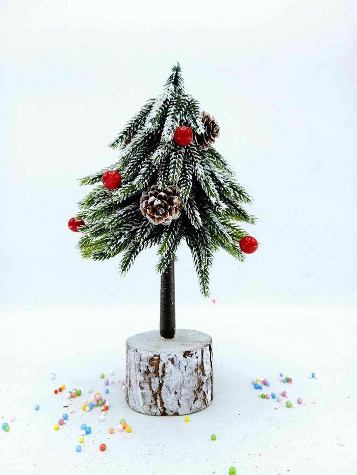 Ширээний гацуур