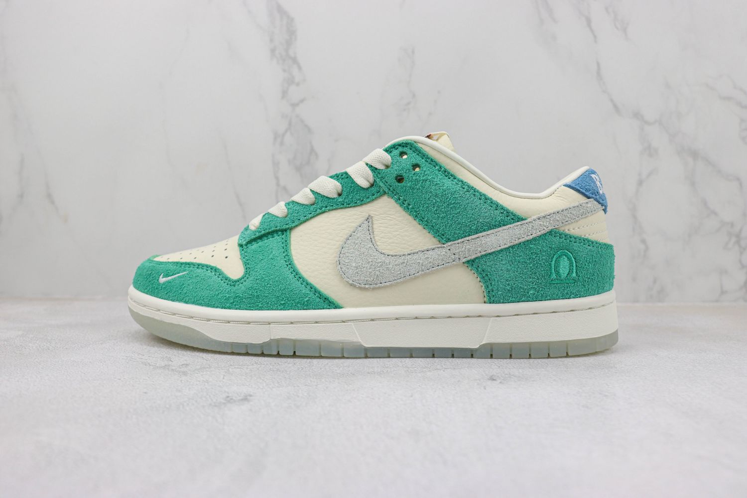 Kasina x Dunk Low 'Road Sign'